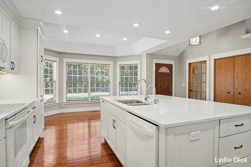 4282 Knapp Valley Court NE Grand Rapids Charter Township MI 49525