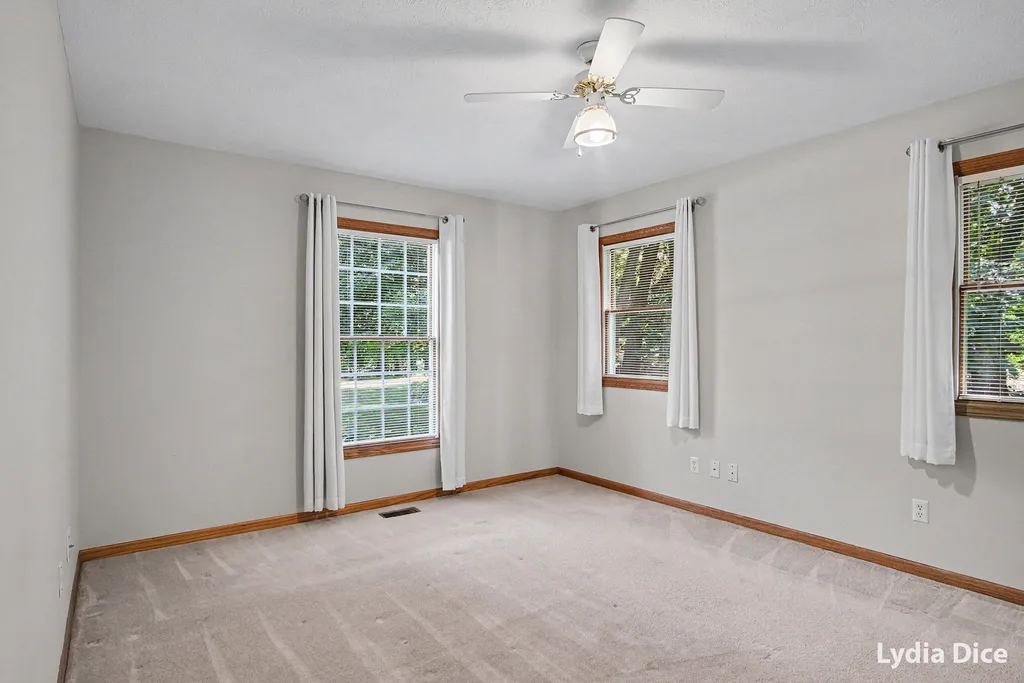 4282 Knapp Valley Court NE Grand Rapids Charter Township MI 49525