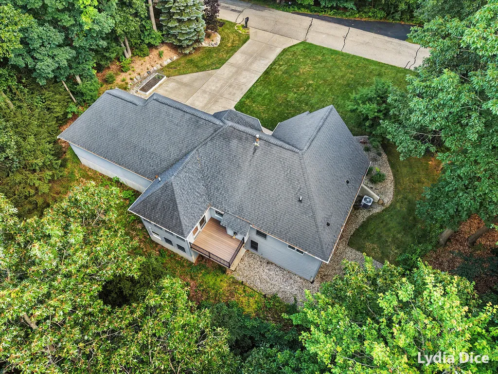 4282 Knapp Valley Court NE Grand Rapids Charter Township MI 49525
