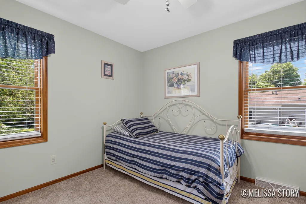 2714 Olivia Street NW Grand Rapids City MI 49504
