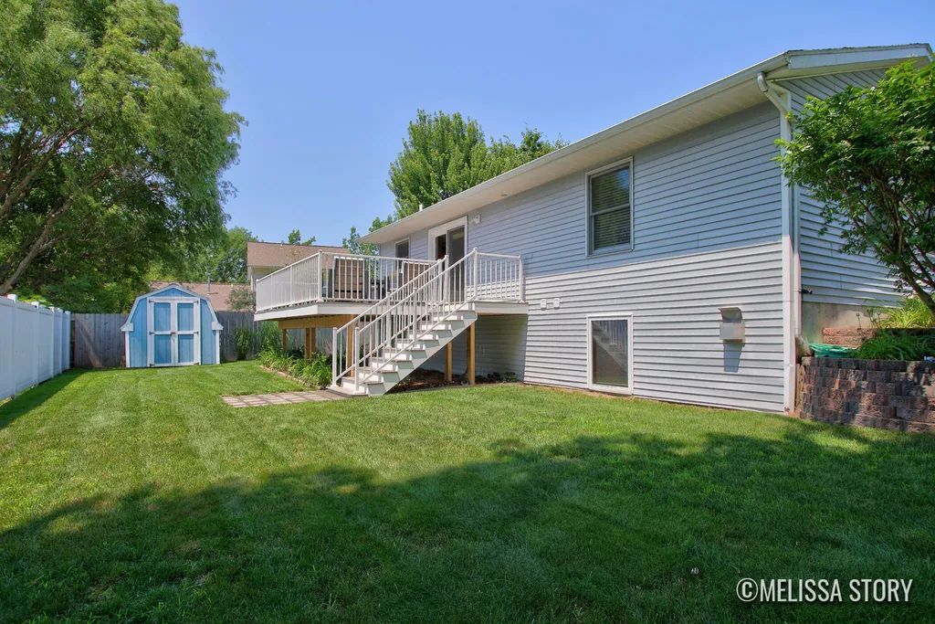 2714 Olivia Street NW Grand Rapids City MI 49504