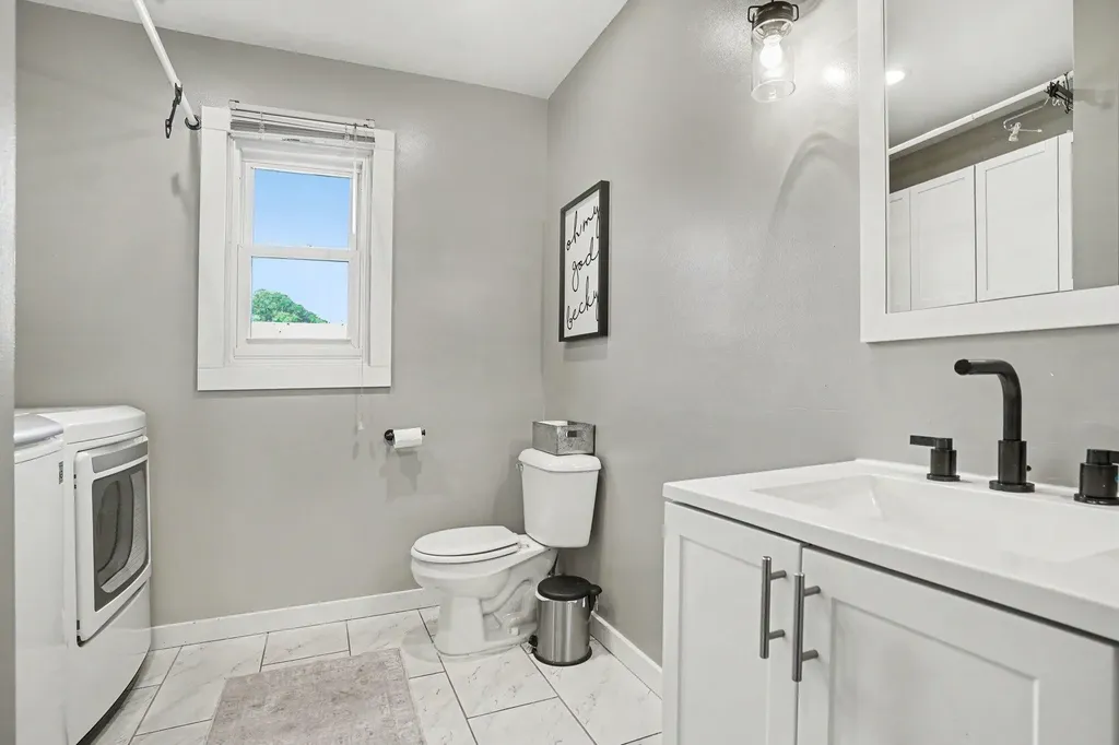 641 Ridgefield Drive Coopersville City MI 49404