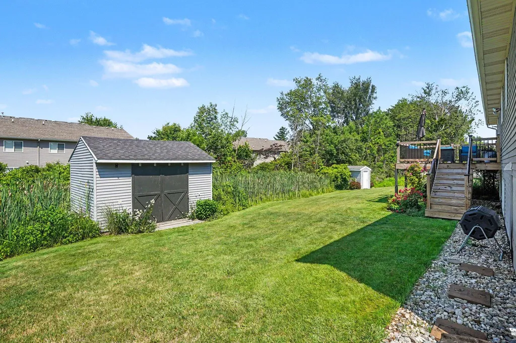 641 Ridgefield Drive Coopersville City MI 49404