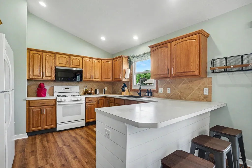 641 Ridgefield Drive Coopersville City MI 49404