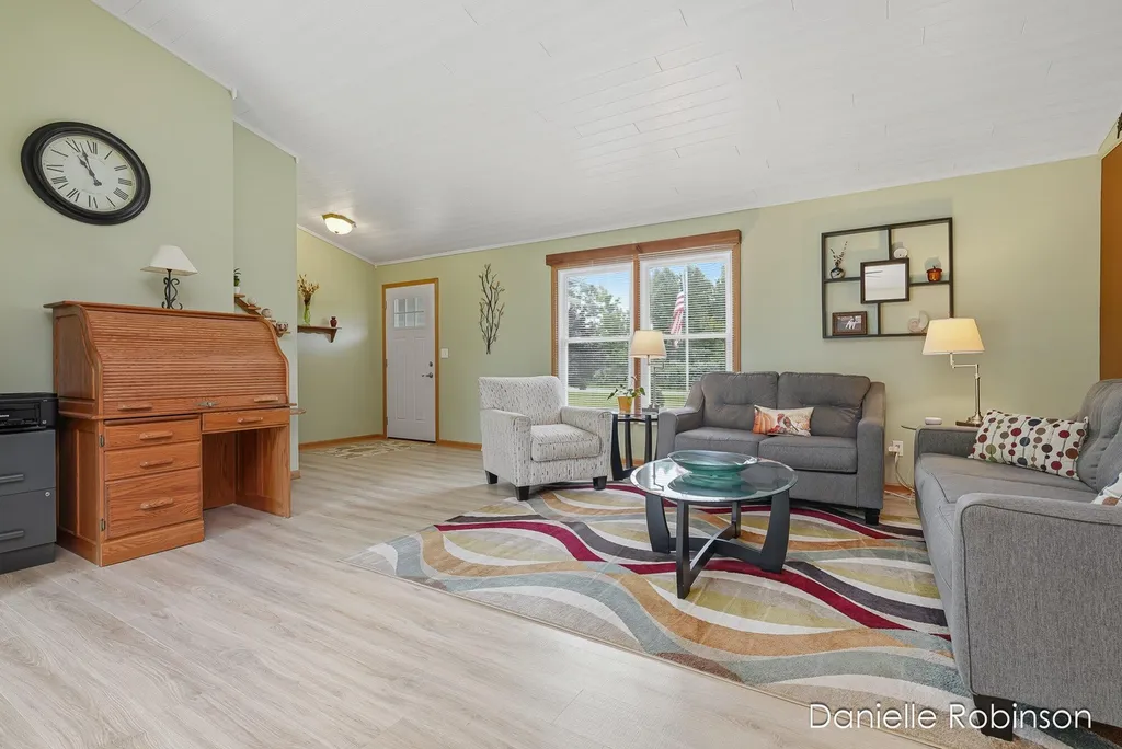 6829 12 Mile Road NE Courtland Township MI 49341