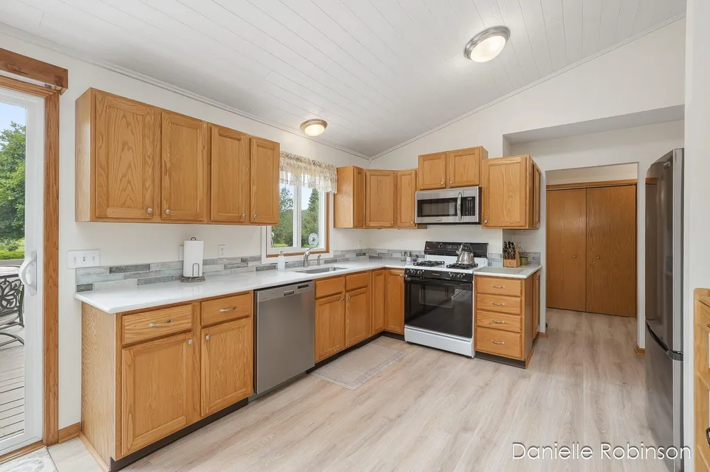 6829 12 Mile Road NE Courtland Township MI 49341