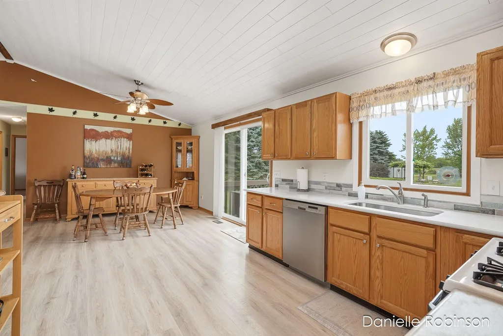 6829 12 Mile Road NE Courtland Township MI 49341