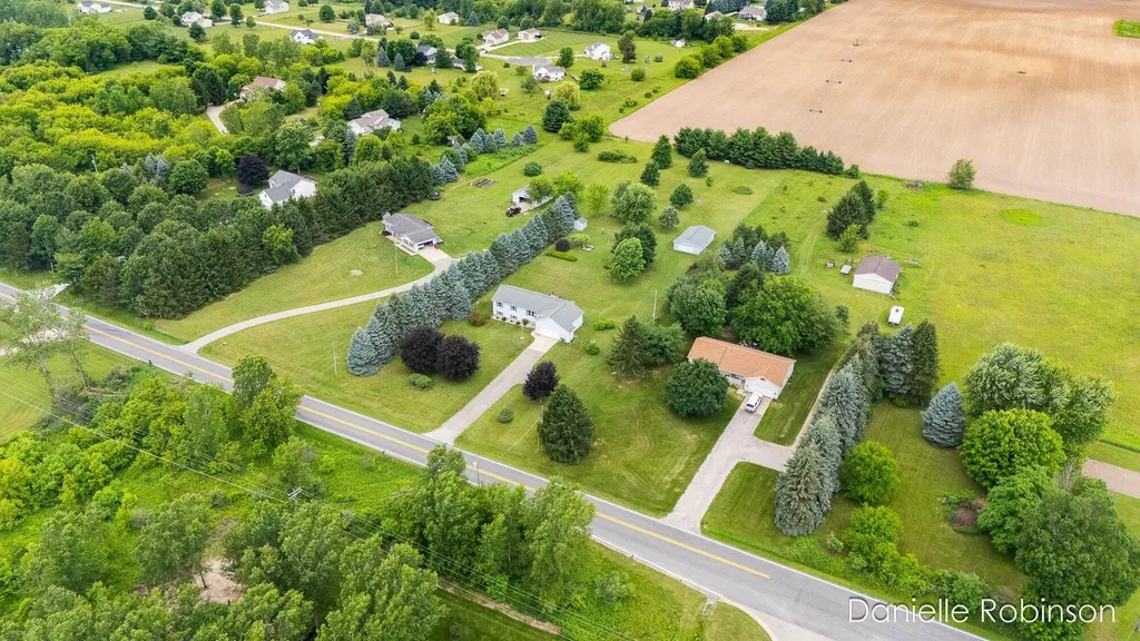 6829 12 Mile Road NE Courtland Township MI 49341
