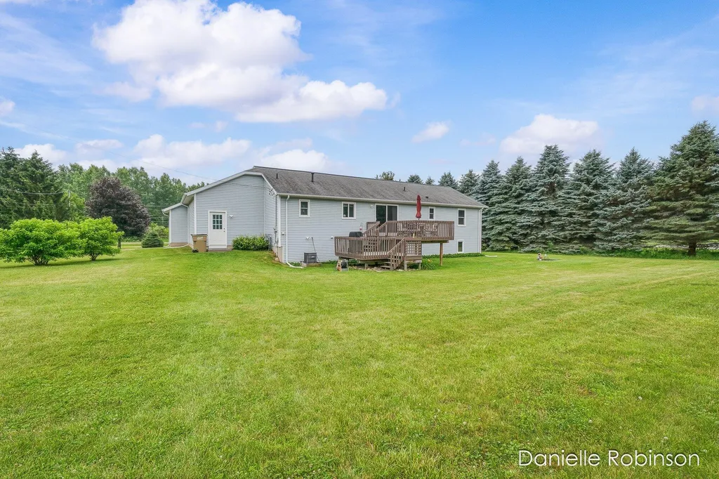 6829 12 Mile Road NE Courtland Township MI 49341