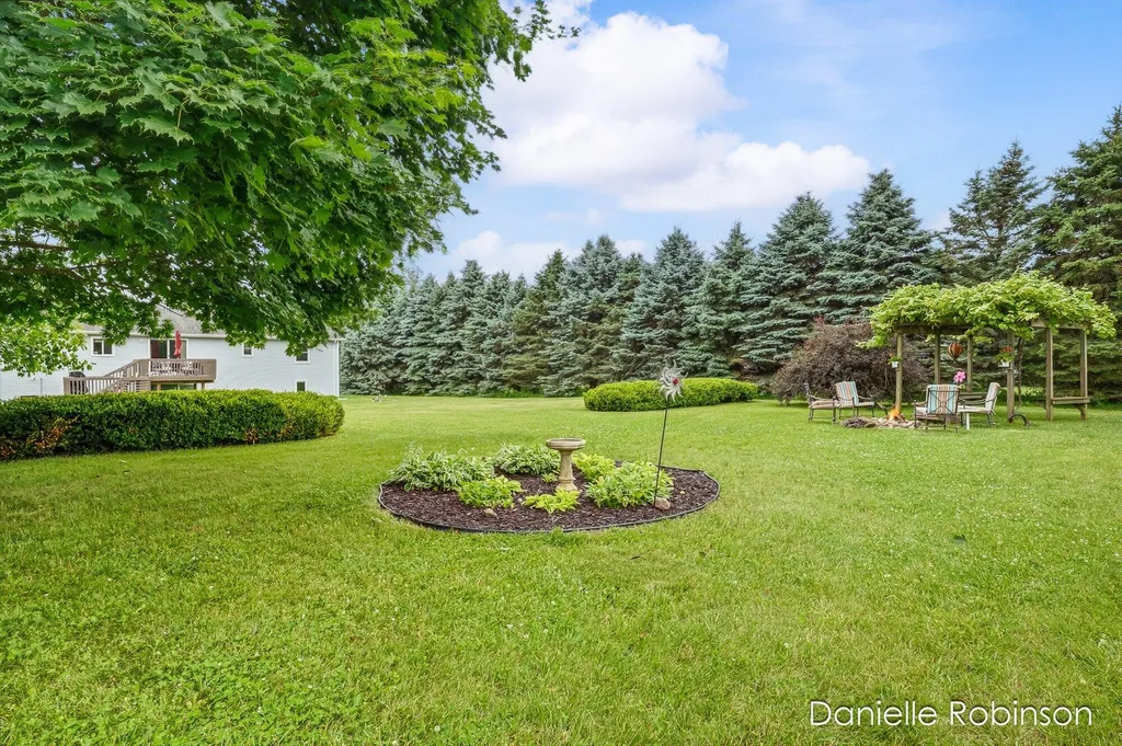 6829 12 Mile Road NE Courtland Township MI 49341