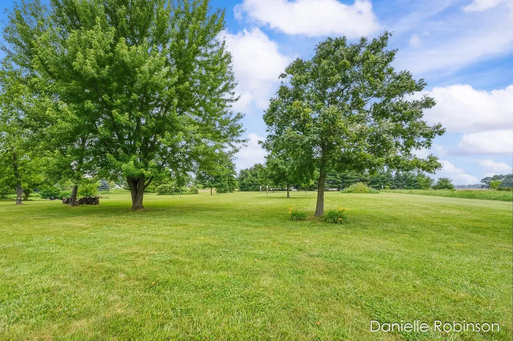 6829 12 Mile Road NE Courtland Township MI 49341