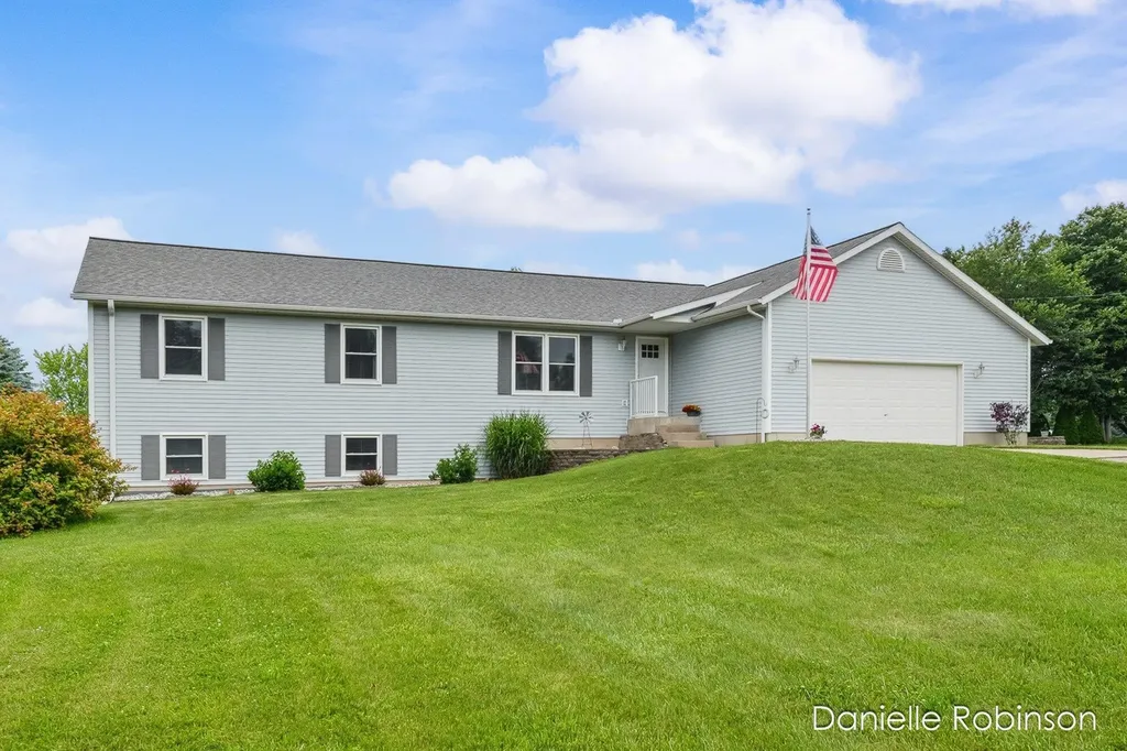 6829 12 Mile Road NE Courtland Township MI 49341