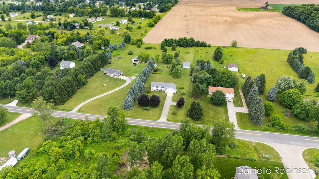 6829 12 Mile Road NE Courtland Township MI 49341