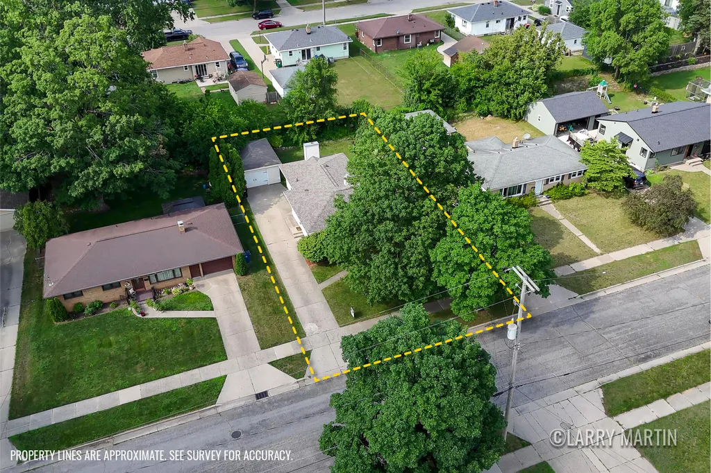 1531 32nd Street SW Wyoming City MI 49509