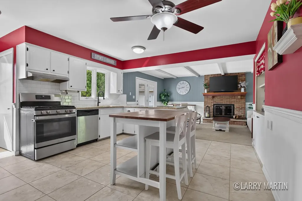1531 32nd Street SW Wyoming City MI 49509
