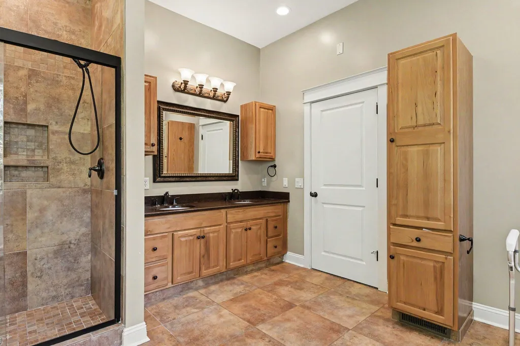 4994 Bluff Drive NE Plainfield Charter Township MI 49525