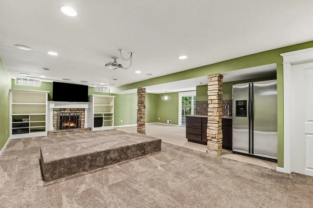 4994 Bluff Drive NE Plainfield Charter Township MI 49525