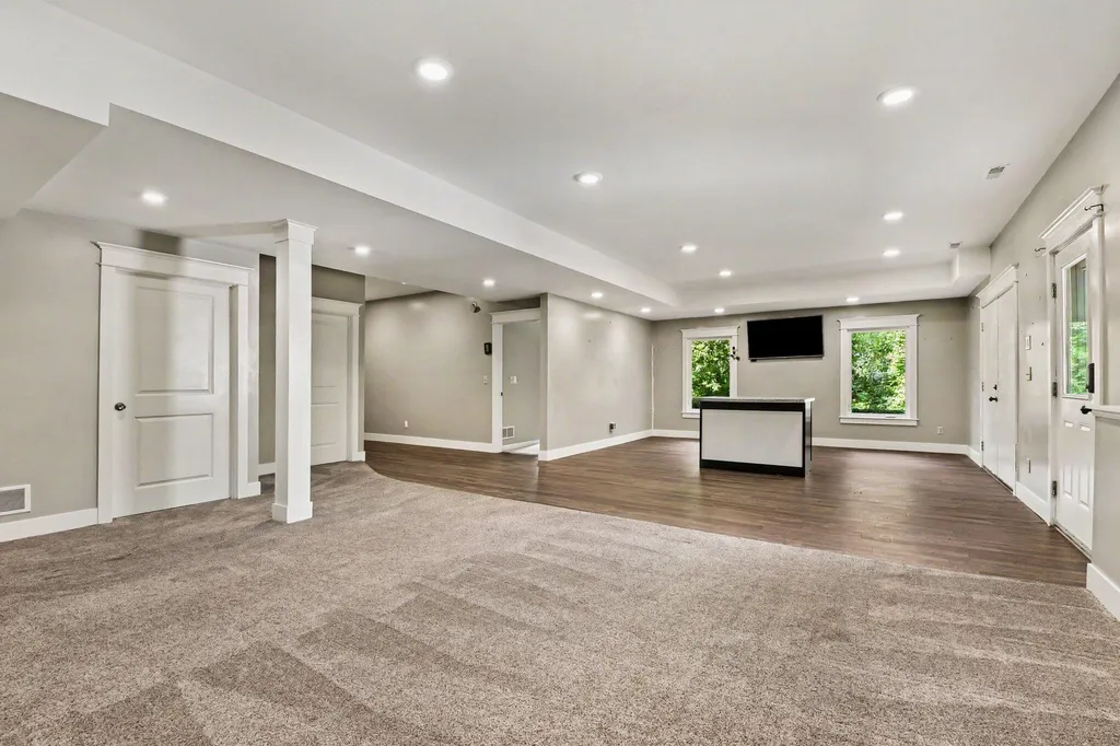 4994 Bluff Drive NE Plainfield Charter Township MI 49525