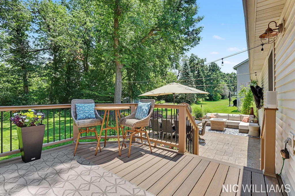 4700 Paramount Drive NE Plainfield Charter Township MI 49525