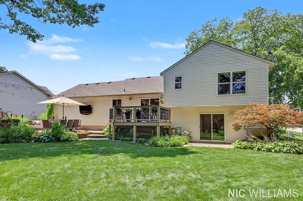 4700 Paramount Drive NE Plainfield Charter Township MI 49525