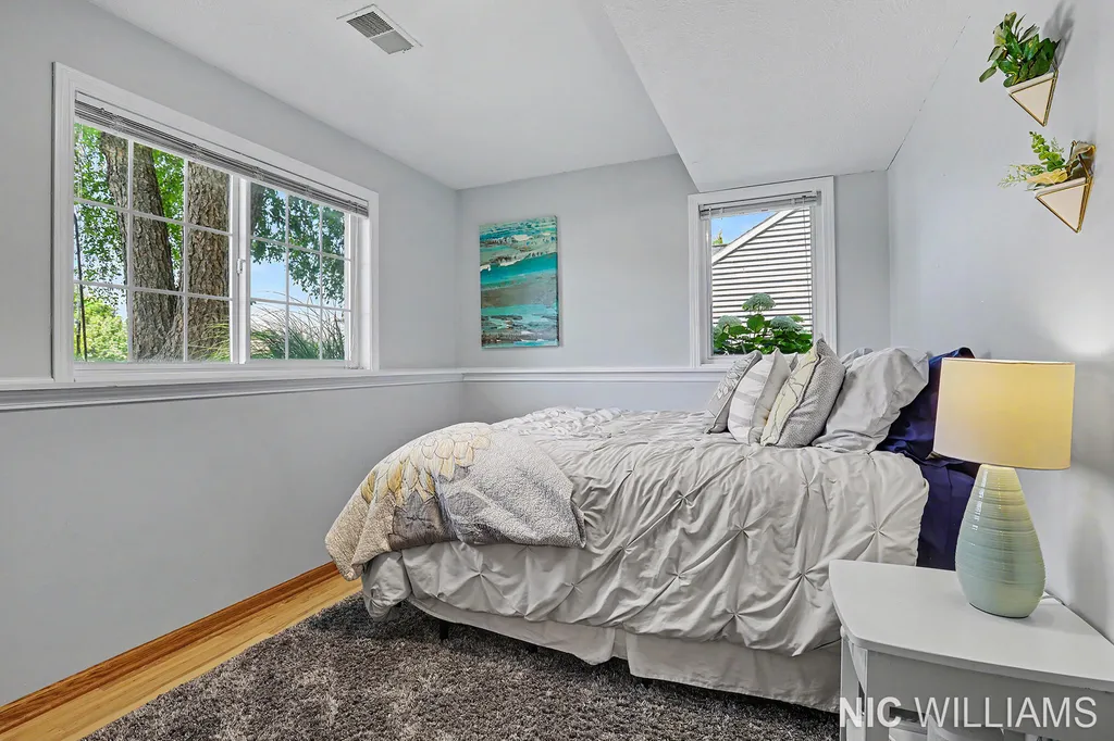 4700 Paramount Drive NE Plainfield Charter Township MI 49525
