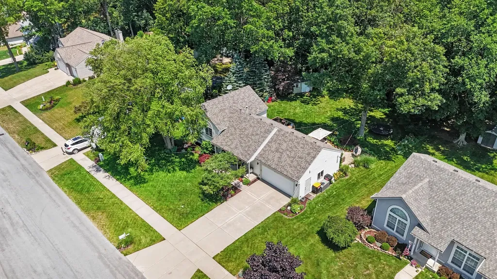 4700 Paramount Drive NE Plainfield Charter Township MI 49525