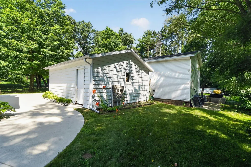 401 S Whitmore Road Hastings City MI 49058