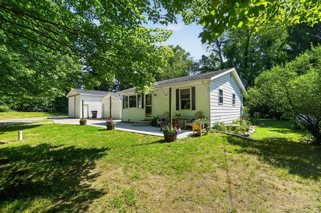 401 S Whitmore Road Hastings City MI 49058