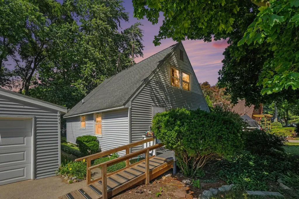 1611 Highland Street Park Township MI 49423
