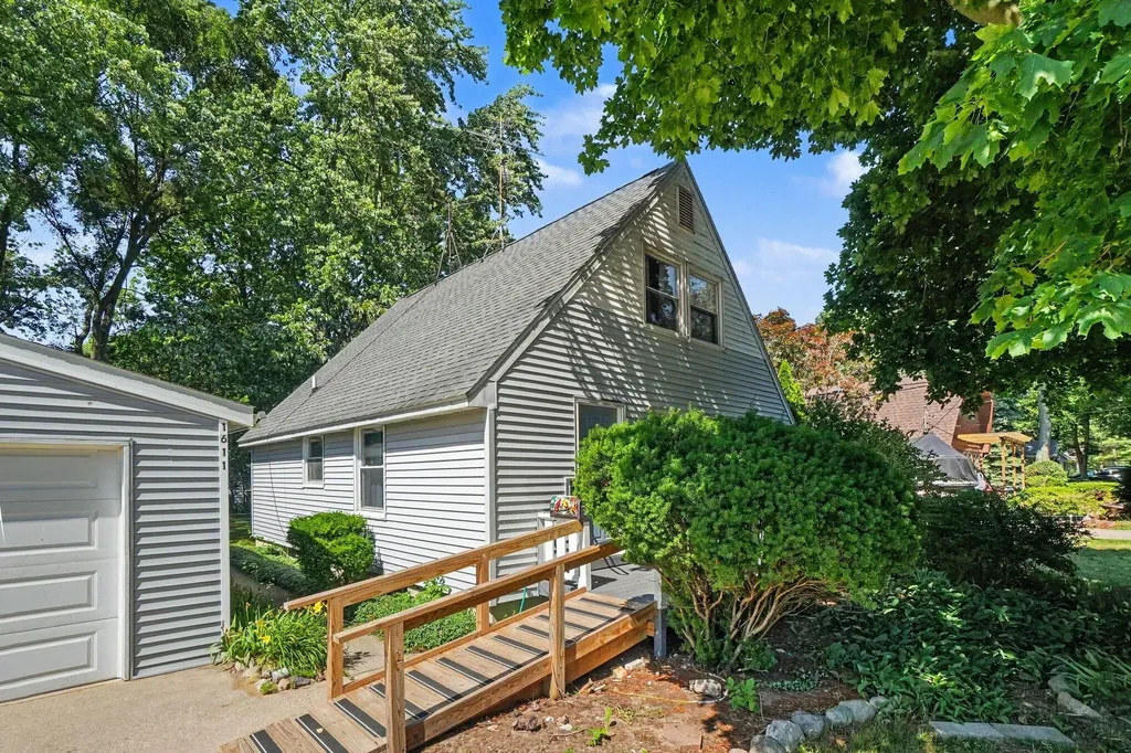 1611 Highland Street Park Township MI 49423