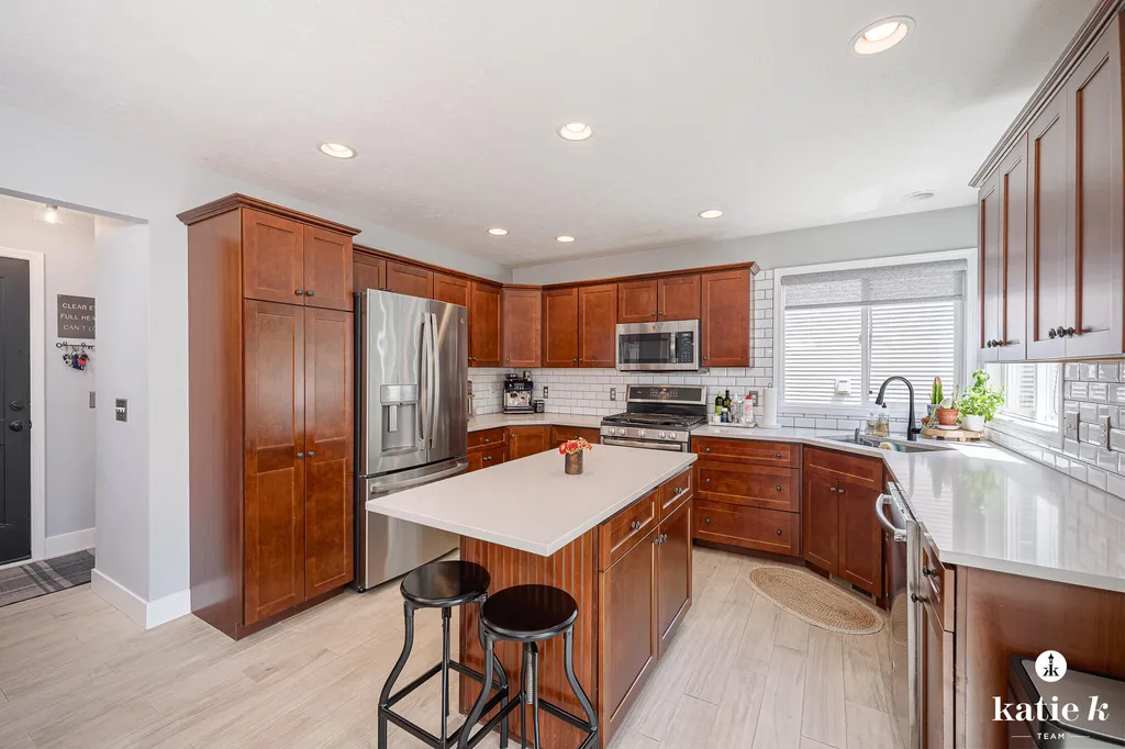 3432 Mason Ridge Drive NE Grand Rapids Charter Township MI 49525