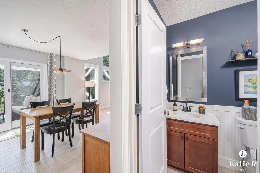 3432 Mason Ridge Drive NE Grand Rapids Charter Township MI 49525