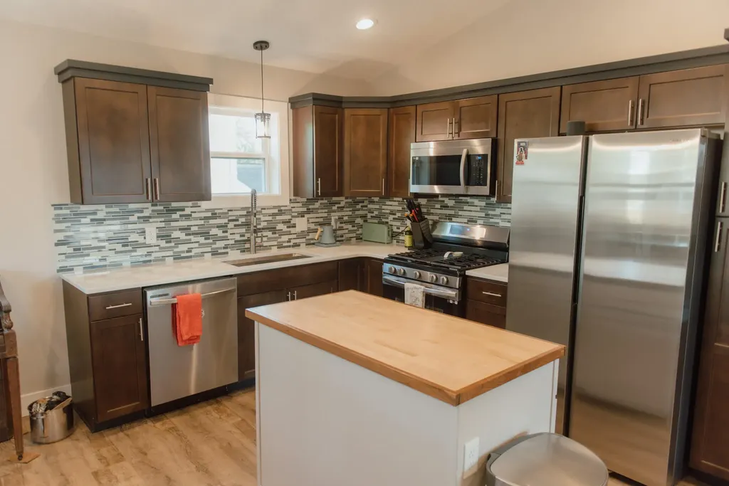 2401 Lamar Avenue SW Wyoming City MI 49519