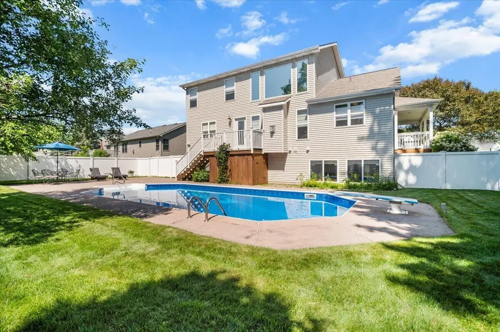 2317 Thornwood Drive Delhi Charter Township MI 48842