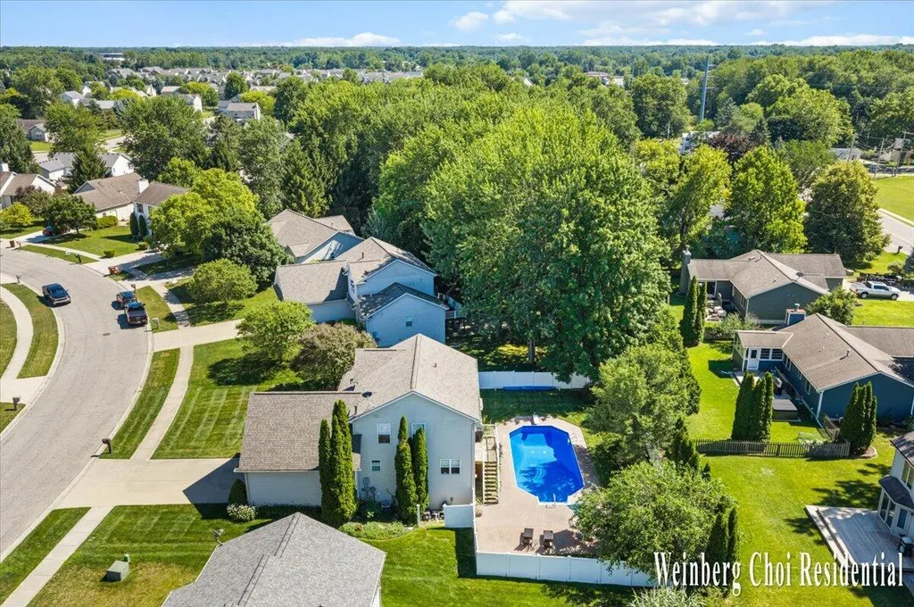 2317 Thornwood Drive Delhi Charter Township MI 48842