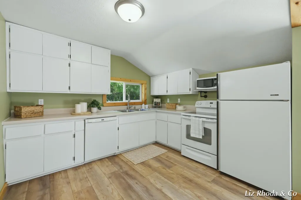 10240 Connelley Avenue NE Oakfield Township MI 48838