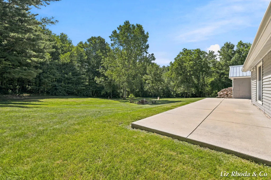 10240 Connelley Avenue NE Oakfield Township MI 48838