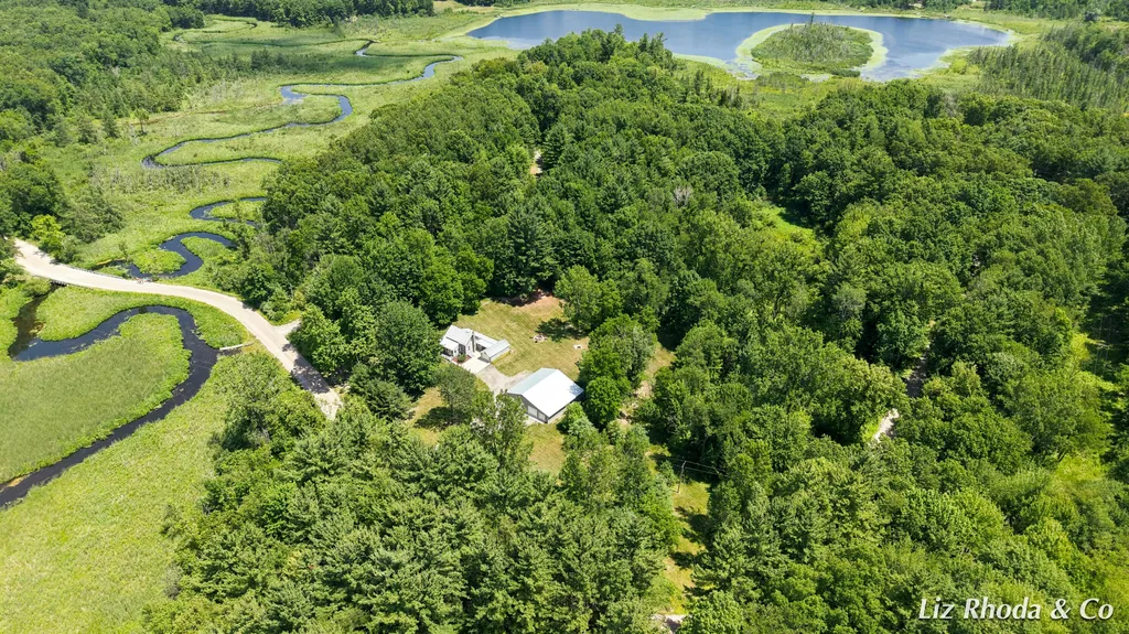 10240 Connelley Avenue NE Oakfield Township MI 48838