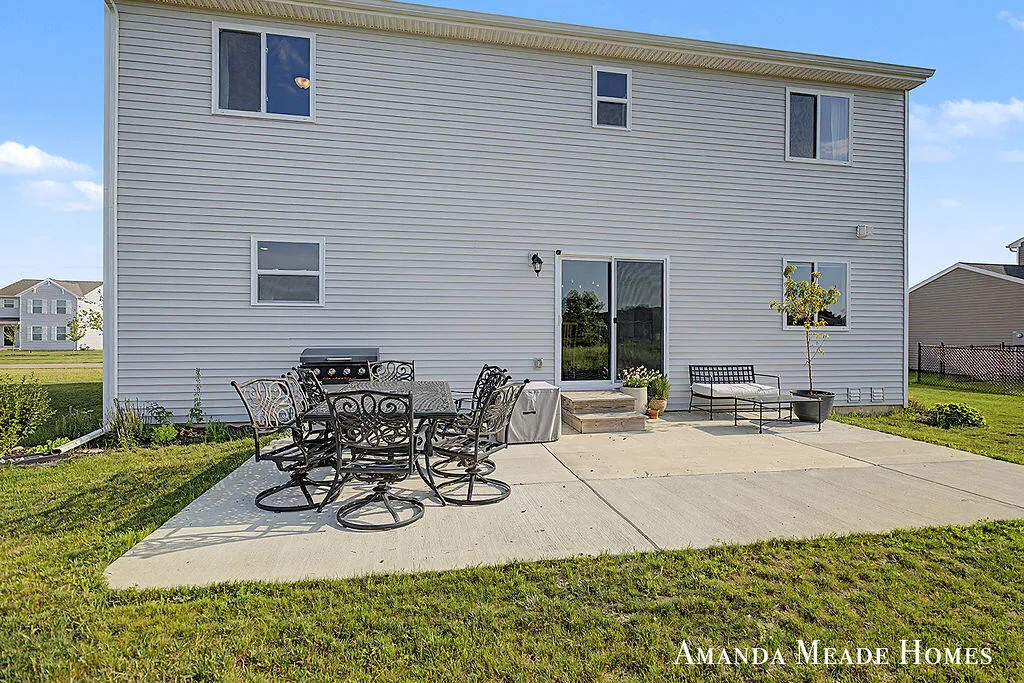 2060 Orlov Drive Jamestown Charter Township MI 49426