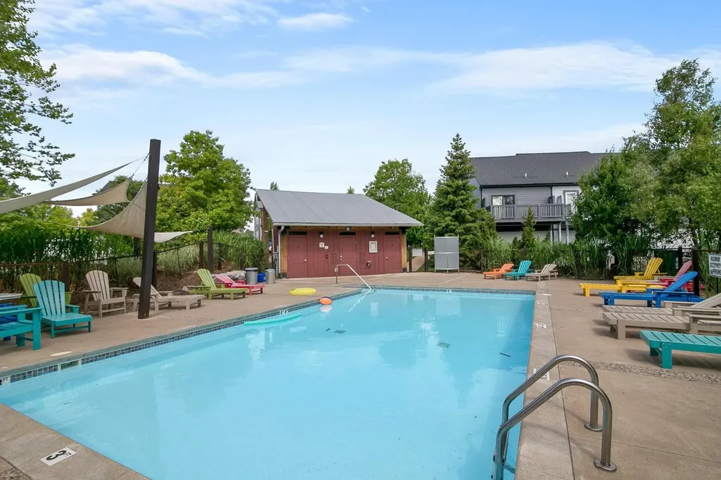2034 Celadon Drive NE Grand Rapids Charter Township MI 49525