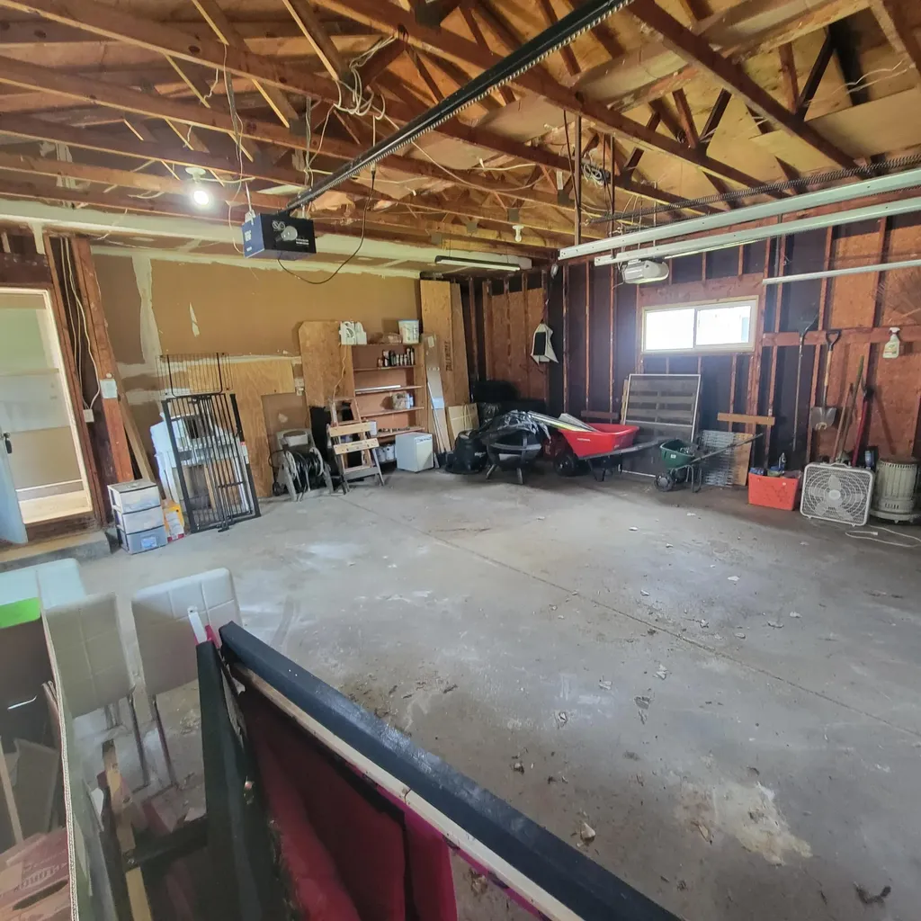2665 Ridgecroft Drive SE Kentwood City MI 49546