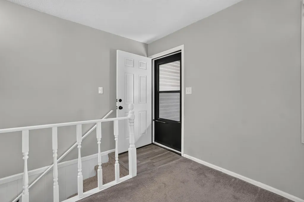 2665 Ridgecroft Drive SE Kentwood City MI 49546
