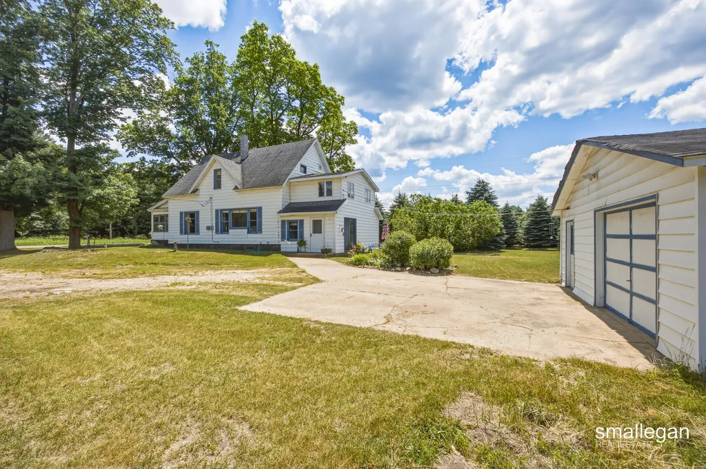 4879 S 194th Avenue Greenwood Township MI 49421