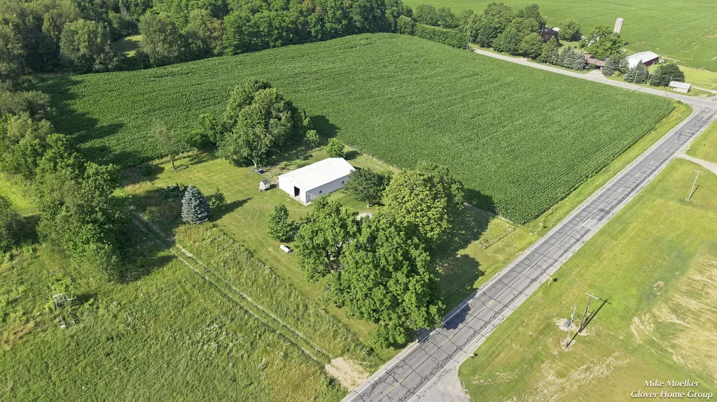3029 128th Avenue Monterey Township MI 49010