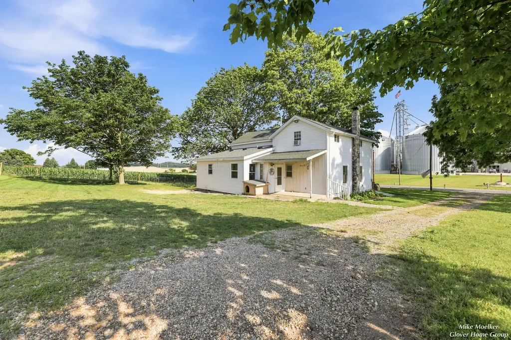 3029 128th Avenue Monterey Township MI 49010