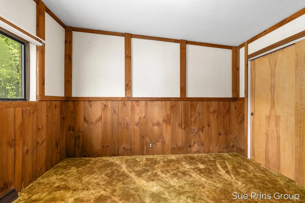 1809 7th Street NW Grand Rapids City MI 49504
