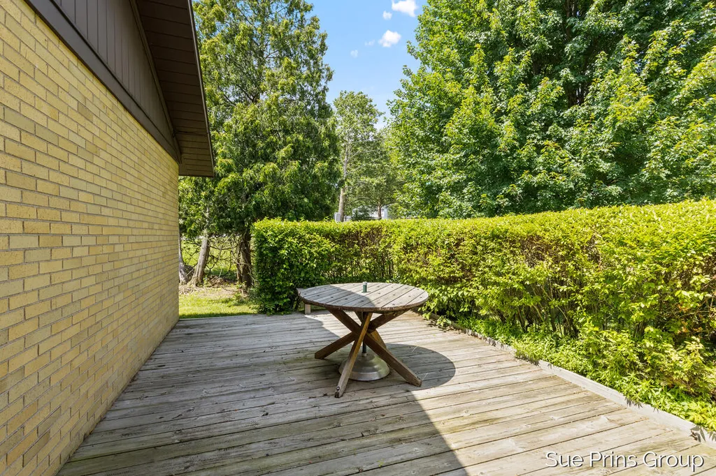 1809 7th Street NW Grand Rapids City MI 49504