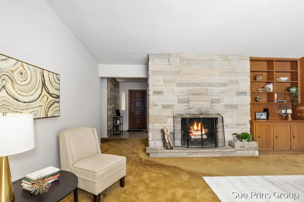 1809 7th Street NW Grand Rapids City MI 49504