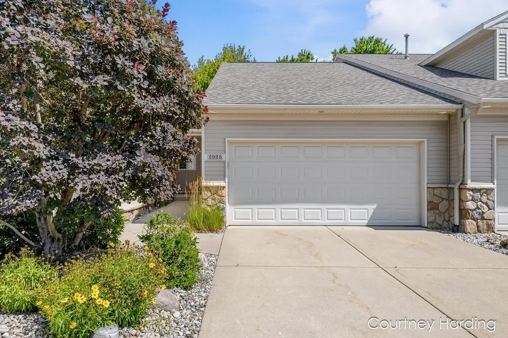 2925 Stoney Creek Court Georgetown Charter Township MI 49426