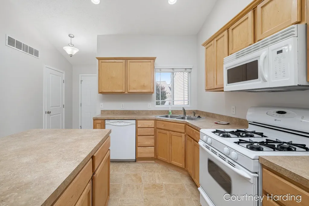 2925 Stoney Creek Court Georgetown Charter Township MI 49426